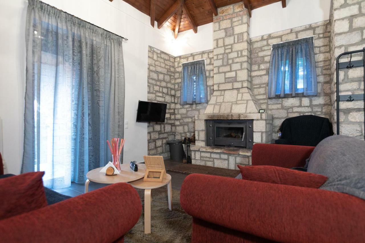 Relax In Mainalo Villa Radhos Exterior photo